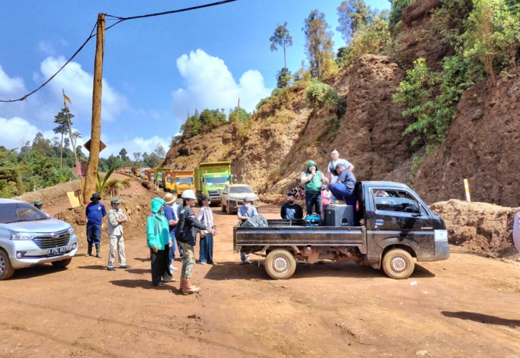 Tiga Tahun Lahannya Ditambang Tanpa Ganti Rugi, Masyarakat Desak Pimpinan PT Tiran Mineral Dipecat