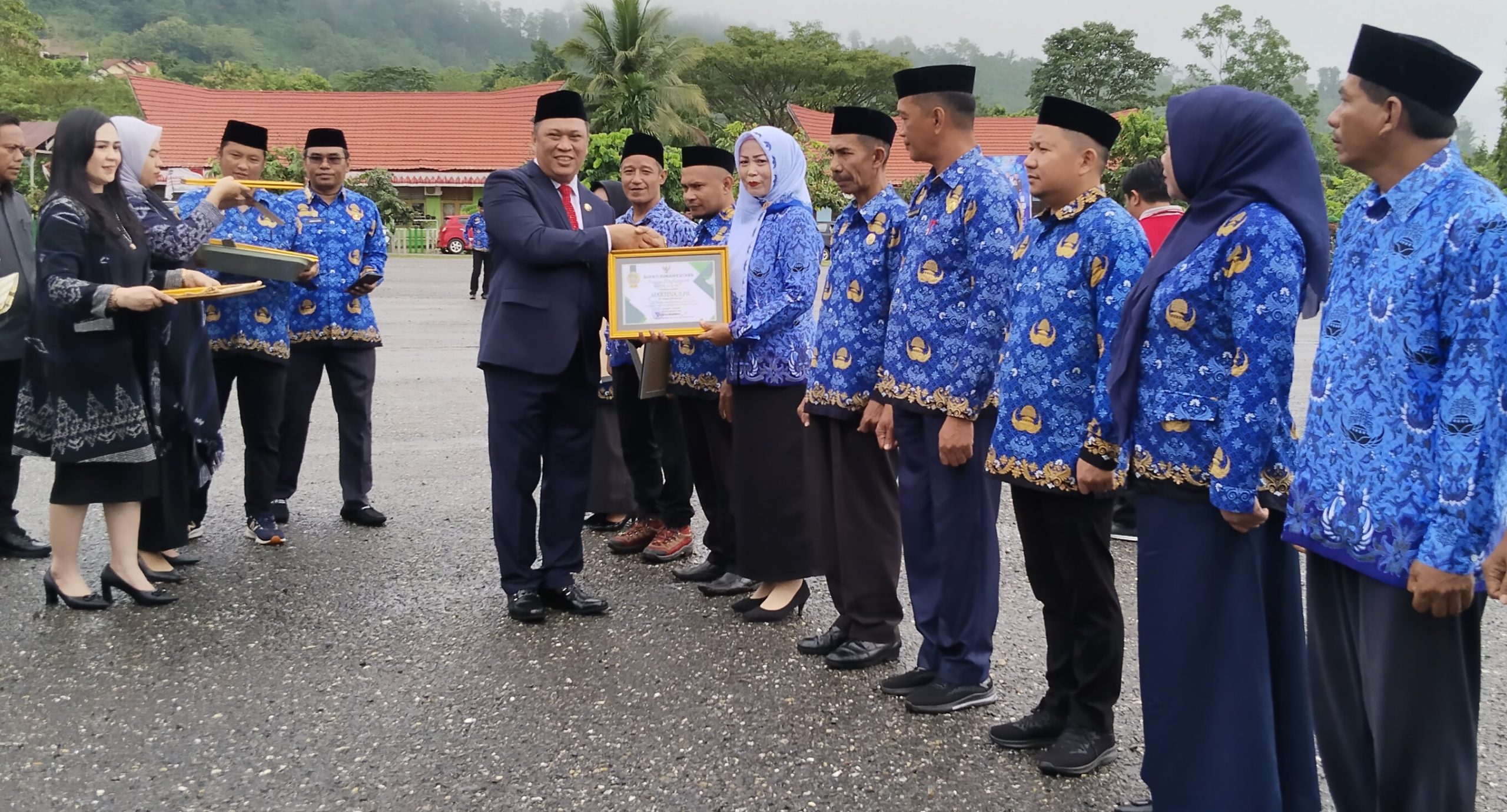 Peringati Hardiknas 2023, Ruksamin Berikan Reward Bagi Guru Berprestasi