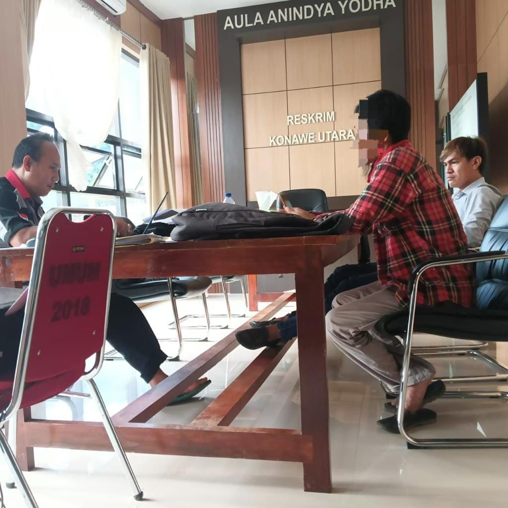 Kades Boenaga Dilaporkan Ke Polisi, Diduga menggunakan Ijasah Palsu Saat Mencalon