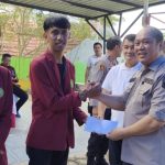 Mahasiswa KKA UMK Terima Bantuan Uang Tunai Dari Bupati, Wabup dan Ketua DPRD