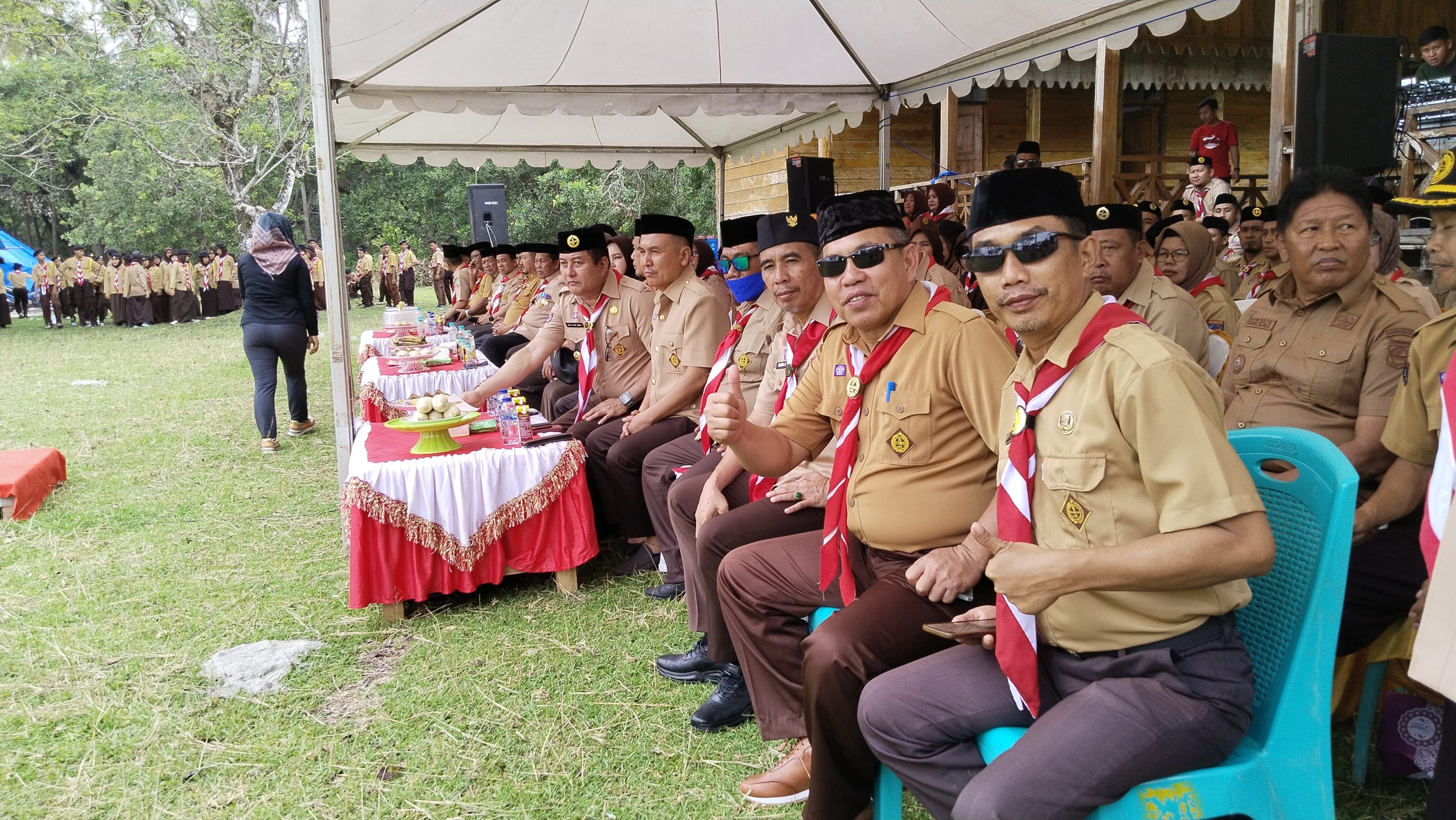 Peringati Hari Pramuka ke 62, Ruksamin Membuka Kemah Bhakti Tingkat Kwarcab Konut di Pantai Taipa