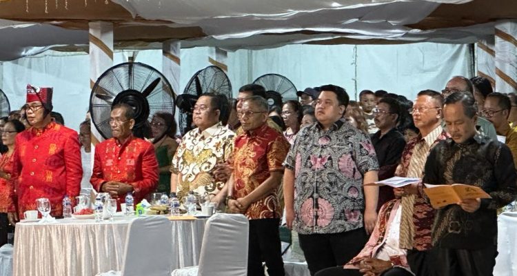 Anton Timbang : Perayaan Natal 2023 Momen Mempererat Persaudaraan dan Kebersamaan