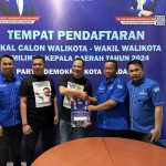 Persiapan Pemilihan Wali Kota Kendari 2024: Asmawa Tosepu dan Yudhianto Mahardika Ambil Formulir Pendaftaran