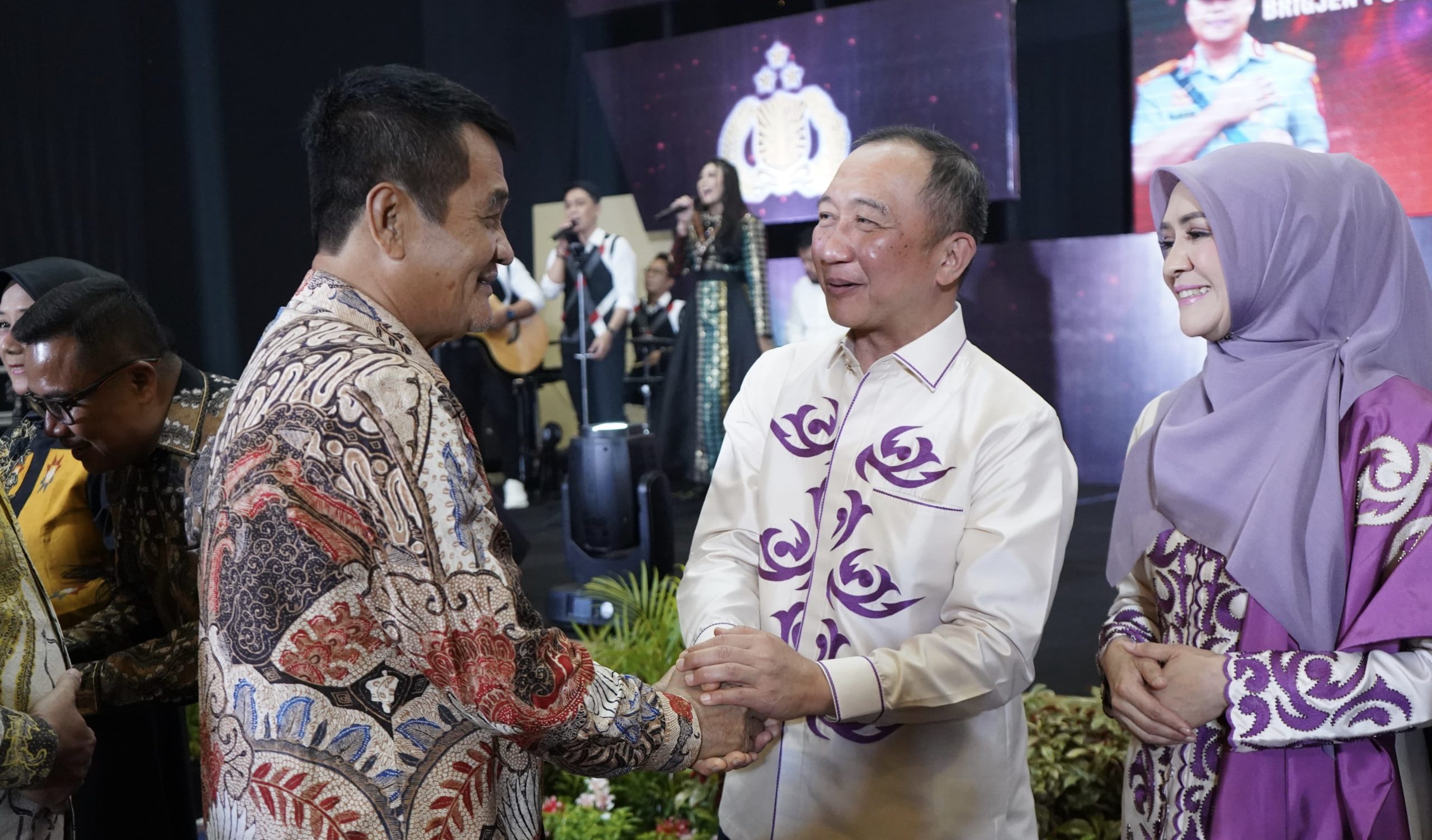 Ruksamin dan Abuhaera Sambut Kapolda Sultra Baru, Komitmen Jaga Kamtibmas di Daerah