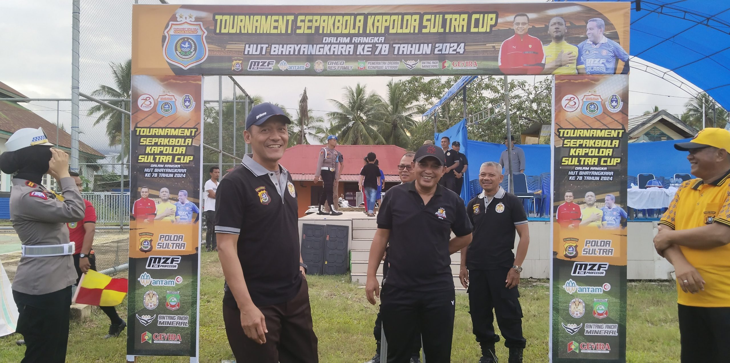 Tendangan Pertama Priyo Utomo ke Gawang Tandai Mulai Bergulirnya Kapolda Sultra Cup 2024 Zona Konawe Utara