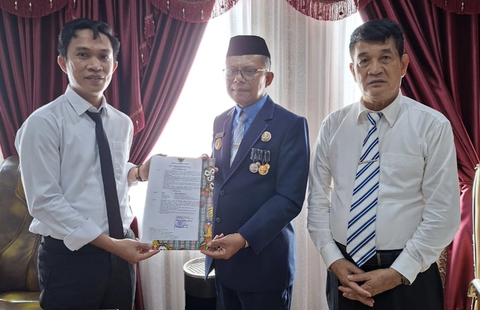 IMG_20251029_153731 Bertepatan Hari Sumpah Pemuda, Laondjo Mulai Bertugas Sebagai Plt Kadis Kelautan dan Perikanan Konut