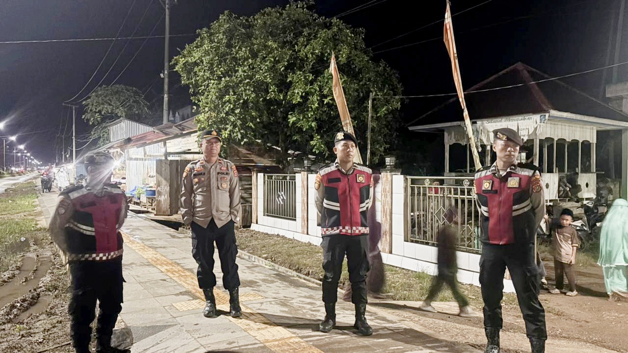 Polres Konut Jaga Kekhusyukan Tarawih, Warga Rasakan Ramadan yang Aman dan Tenang