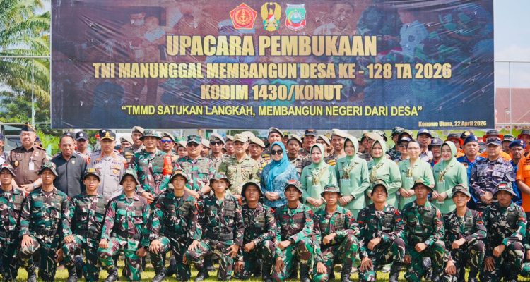 Bangun Negeri dari Desa, TMMD ke-128 di Konut Dimulai dengan Aksi Sosial untuk Warga