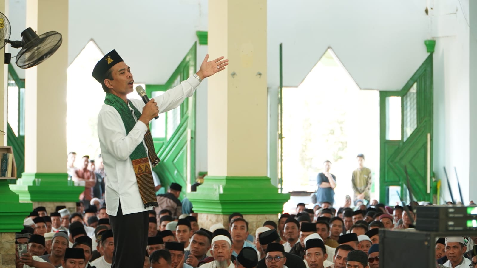 Tabligh Akbar Di Konut Bersama Ustadz Abdul Somad, Perkuat Ukhuwah dan Spirit Kebersamaan